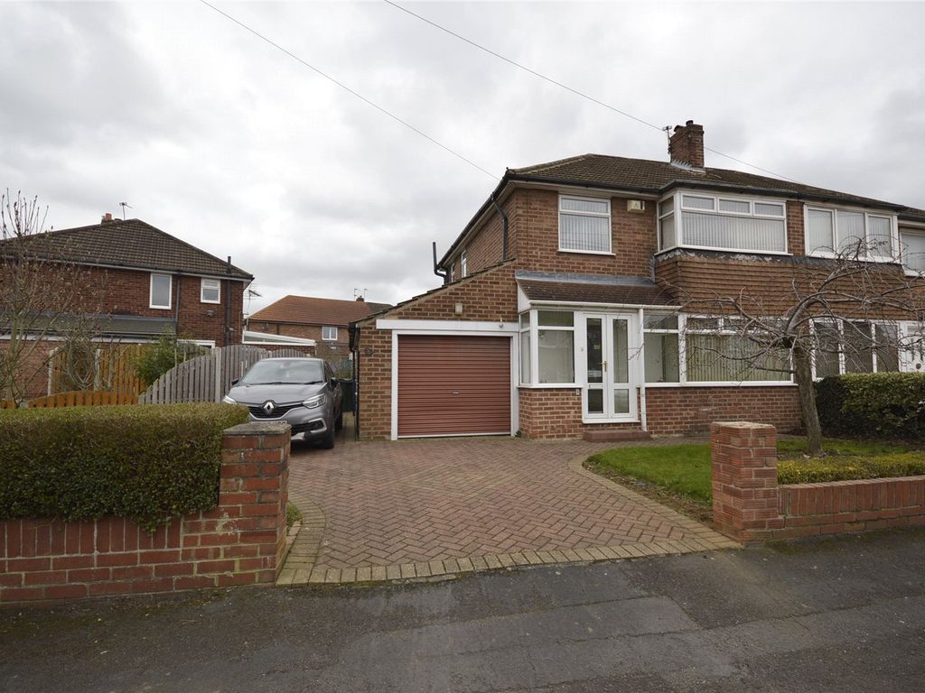 3 bed semidetached house for sale in Ruthven Drive, Warmsworth