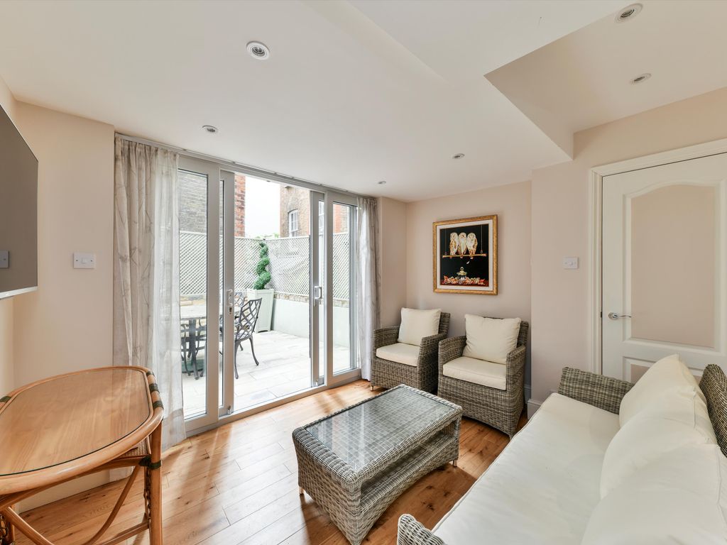 Dukes Lane, Kensington, London W8