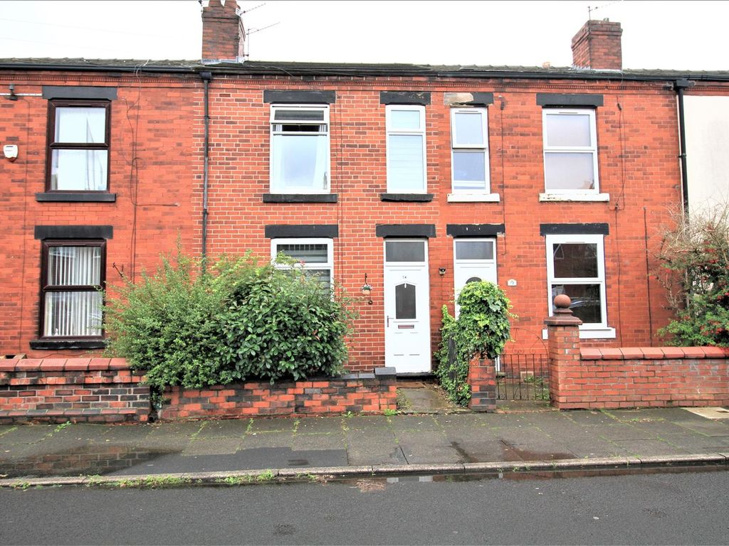 3 bed terraced house for sale in Frederick Street, Denton, Manchester