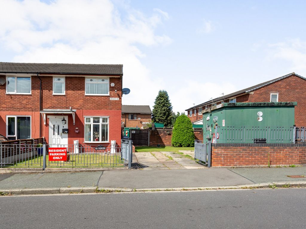 3 bed terraced house for sale in Saltford Avenue, Manchester, Greater Manchester M4 Zoopla