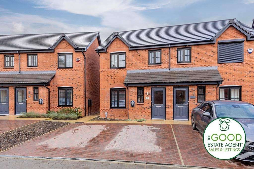 2 bed semidetached house to rent in Blackheath Drive, Wilmslow SK9