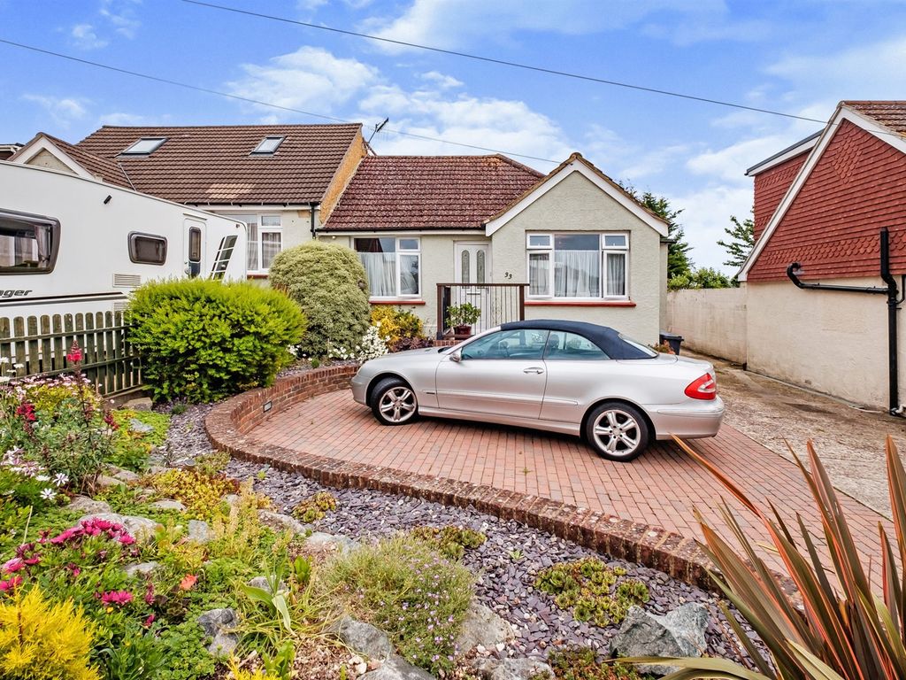 2 bed semidetached bungalow for sale in Mountview Road, Sompting