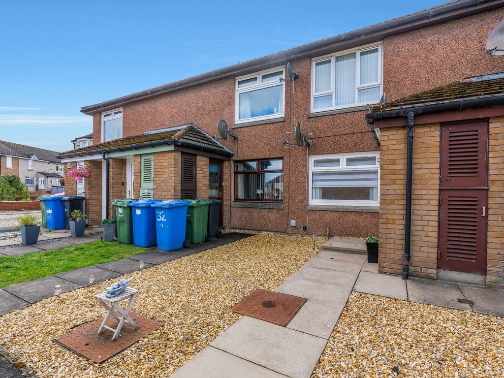 1 bed flat for sale in Young Crescent, Bathgate EH48, £85,000 Zoopla