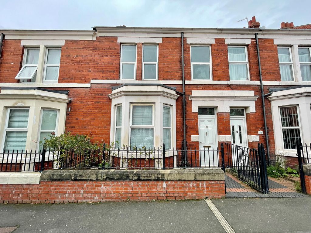 3 bed terraced house for sale in Wingrove Gardens, Fenham, Newcastle