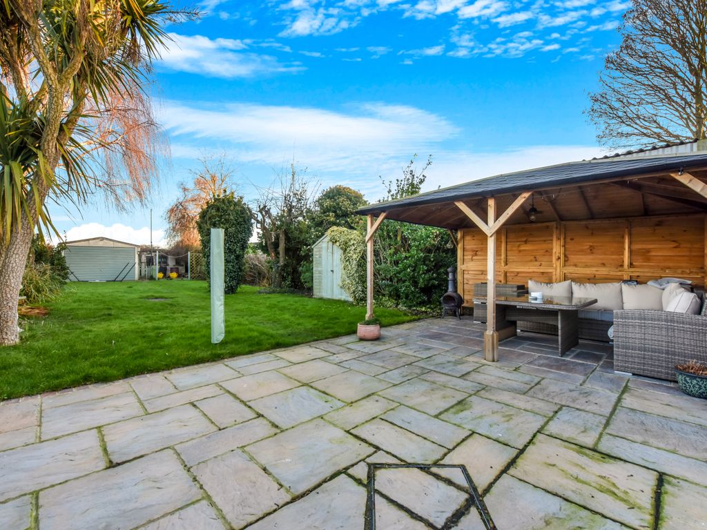 3 bed cottage for sale in Wharf Lane, Cliffe, Kent. ME3 Zoopla