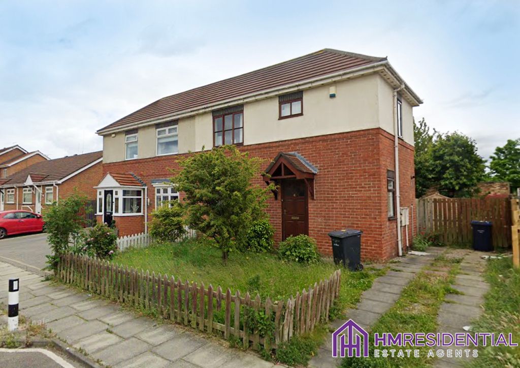 3 bed semidetached house to rent in Redberry Way, South Shields NE34