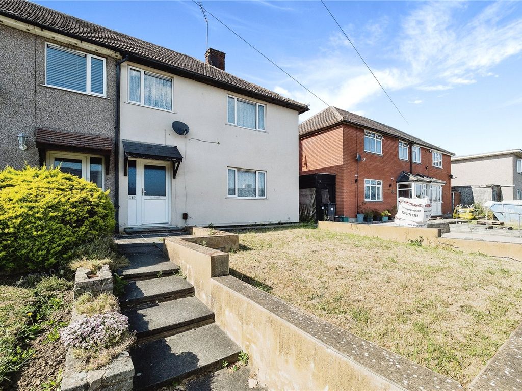3 bed semidetached house for sale in Brocket Way, Chigwell IG7 Zoopla