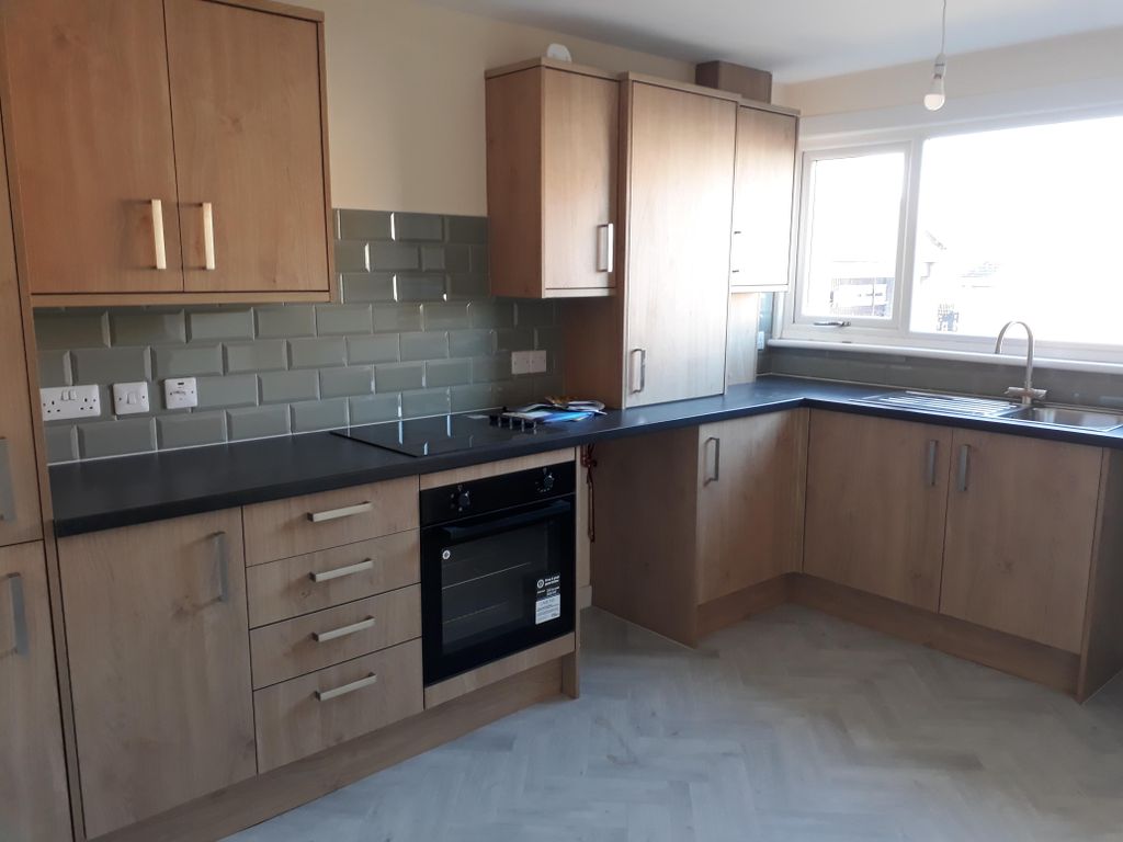 3 bed end terrace house to rent in 63 Barshare Road, Cumnock KA18, £695