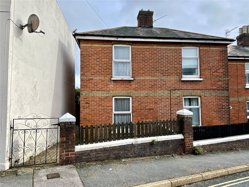 2 bed semidetached house for sale in Warwick Street, Ryde PO33 Zoopla