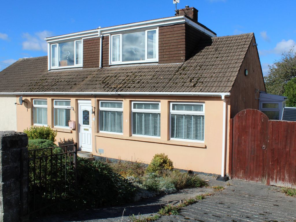 3 bed semidetached bungalow for sale in Shelley Drive, Cefn Glas