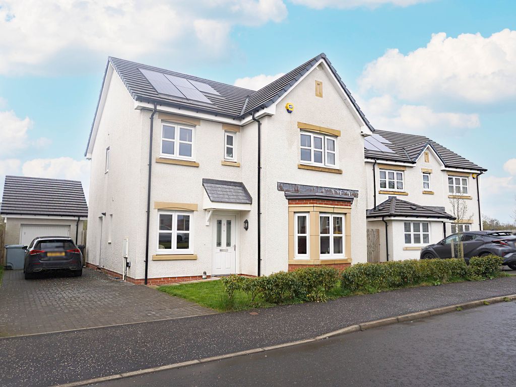 4 bed detached house for sale in Tyne Avenue, Benthall Farm, East