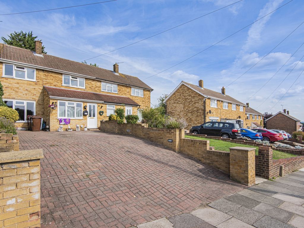 3 bed terraced house for sale in Bligh Way, Rochester ME2 Zoopla