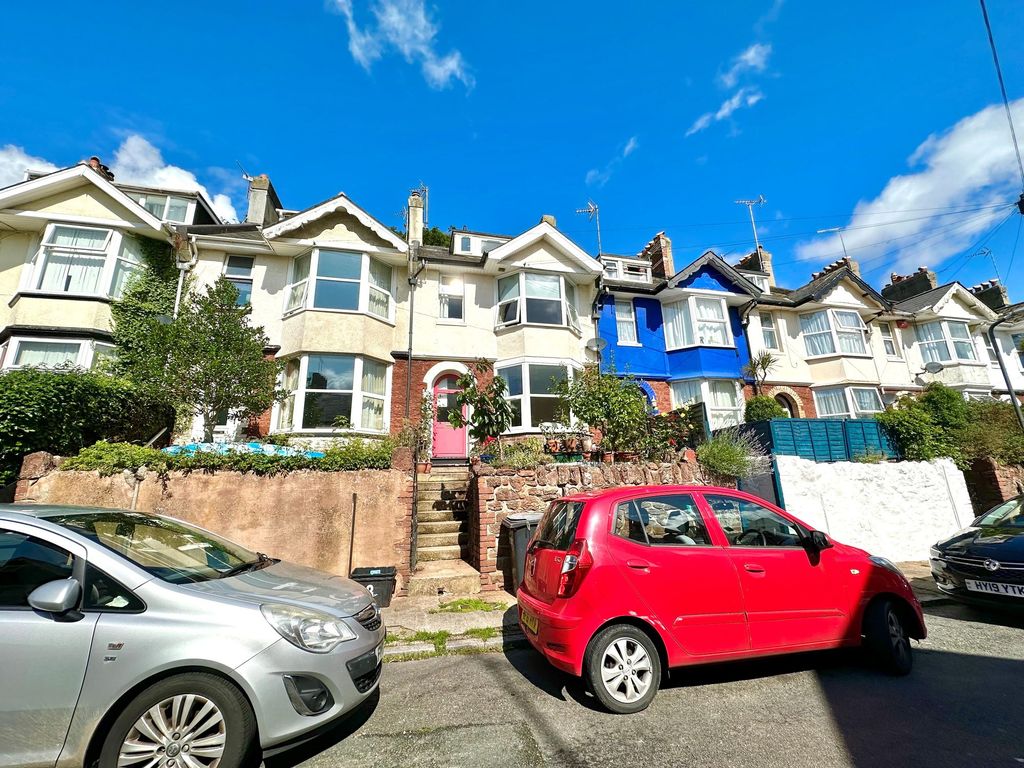 4 bed terraced house to rent in Innerbrook Road, Torquay TQ2, £1,100