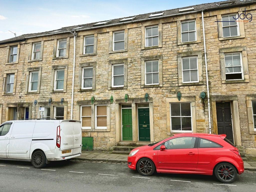1 bed flat for sale in St. Quay, Lancaster LA1, £135,000 Zoopla
