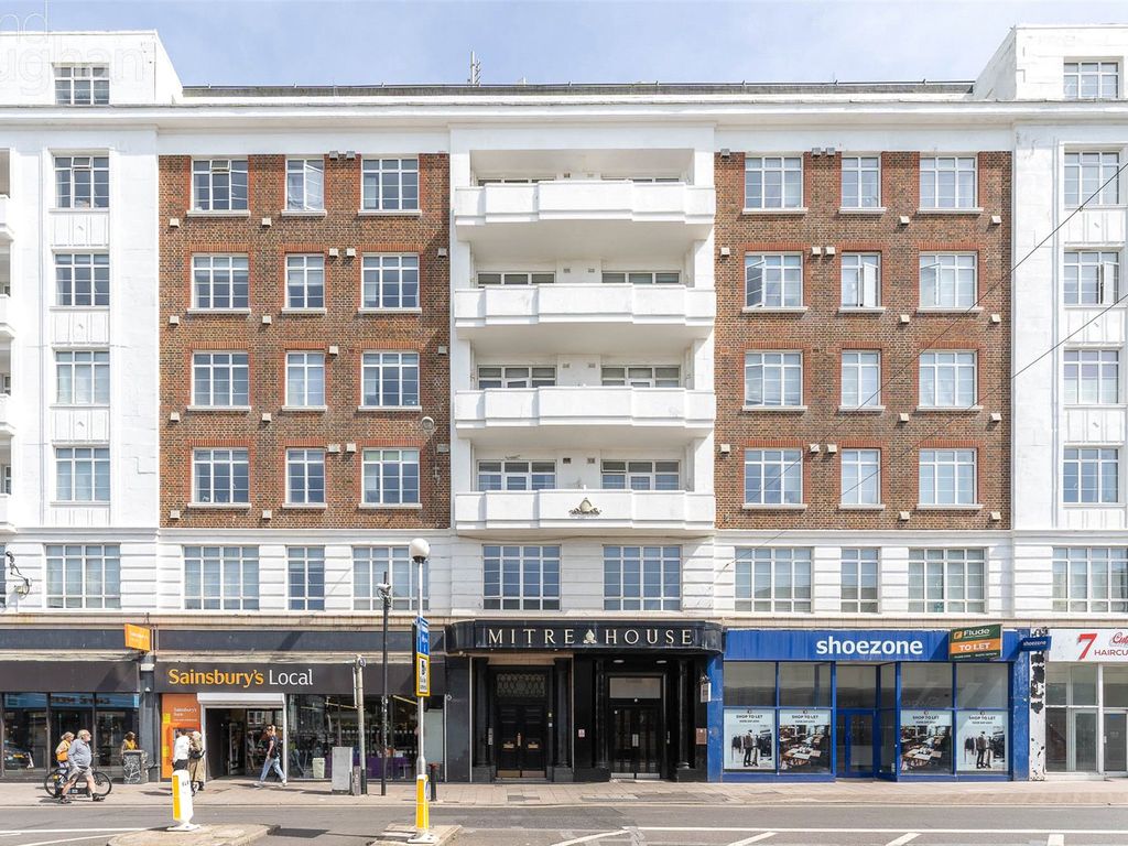 1 bed flat to rent in Mitre House, 149 Western Road, Brighton, East