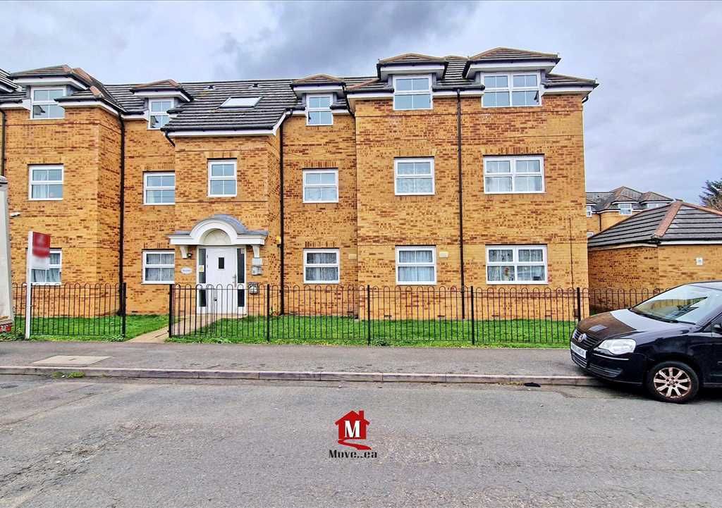 2 bed flat for sale in Rutland Avenue, Slough, Slough SL1 Zoopla