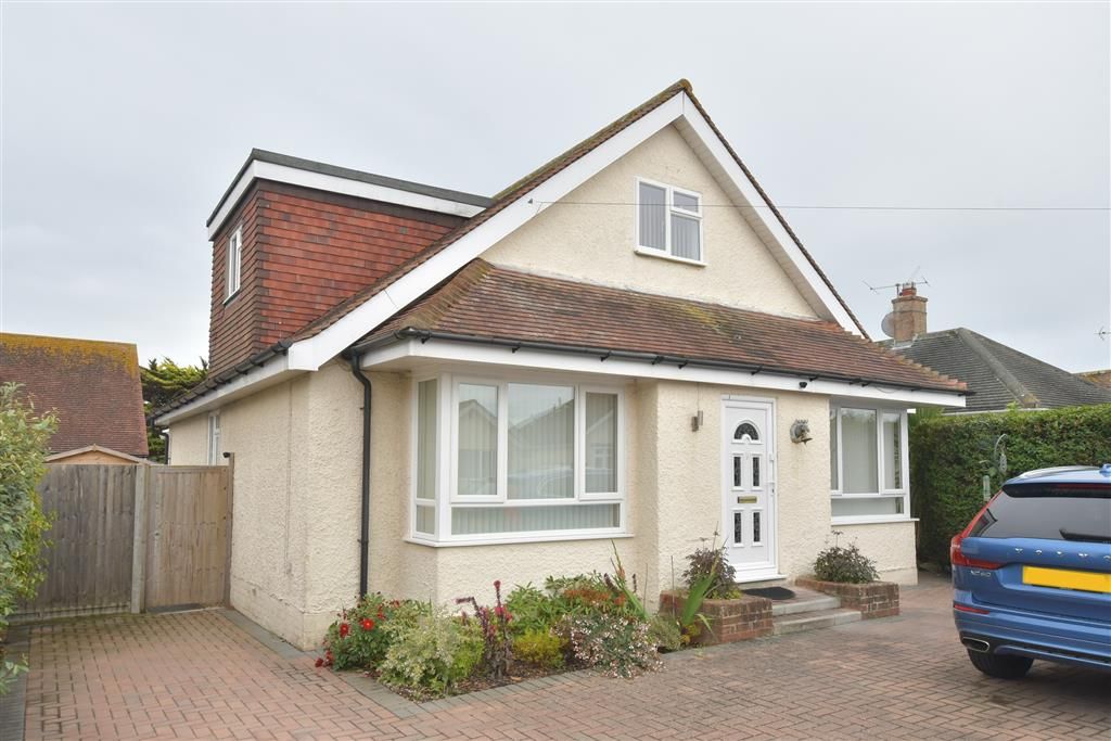 3 bed bungalow for sale in Orchard Avenue, Selsey, Chichester, West
