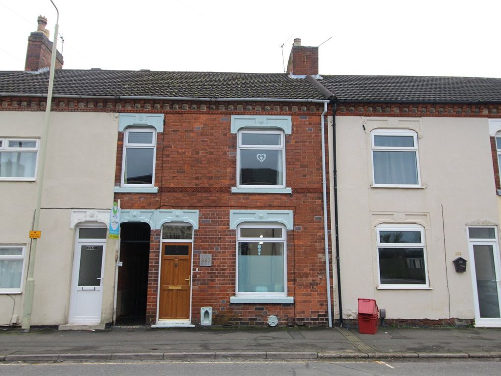 3 bed terraced house for sale in Belvoir Road, Coalville