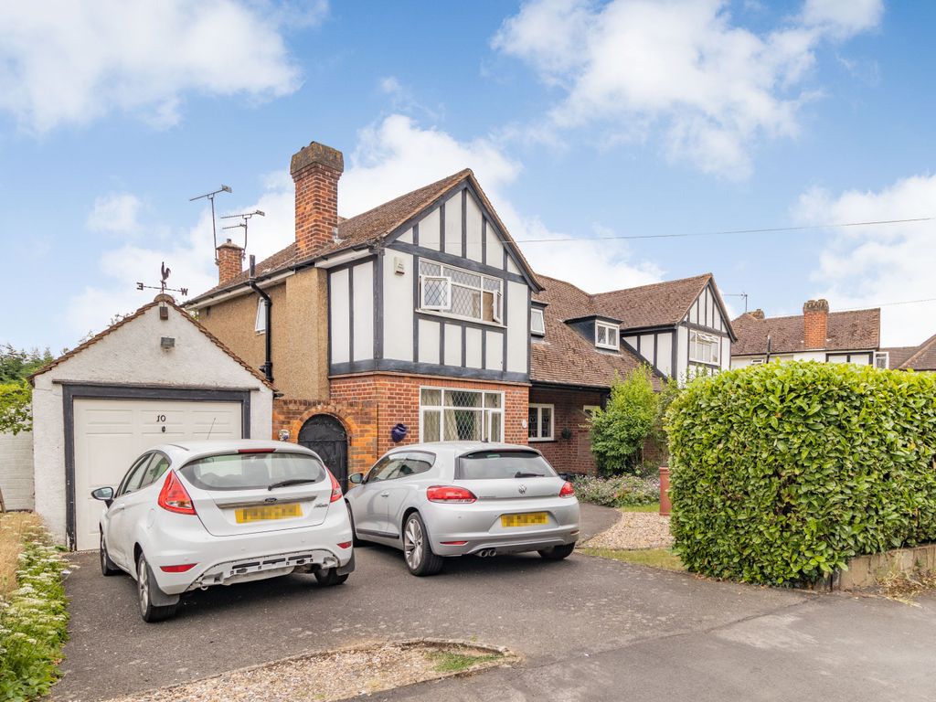 Bucknalls Lane, Watford WD25  