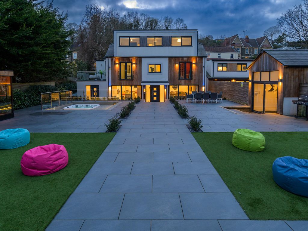 6 bed detached house for sale in Bath Road, Saltford, Near Bath BS31, £