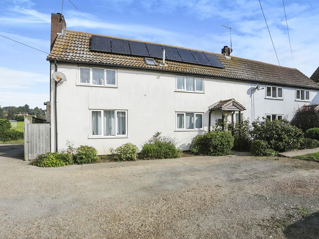 2 bed semidetached house for sale in Beach Lane, Alderton, Woodbridge