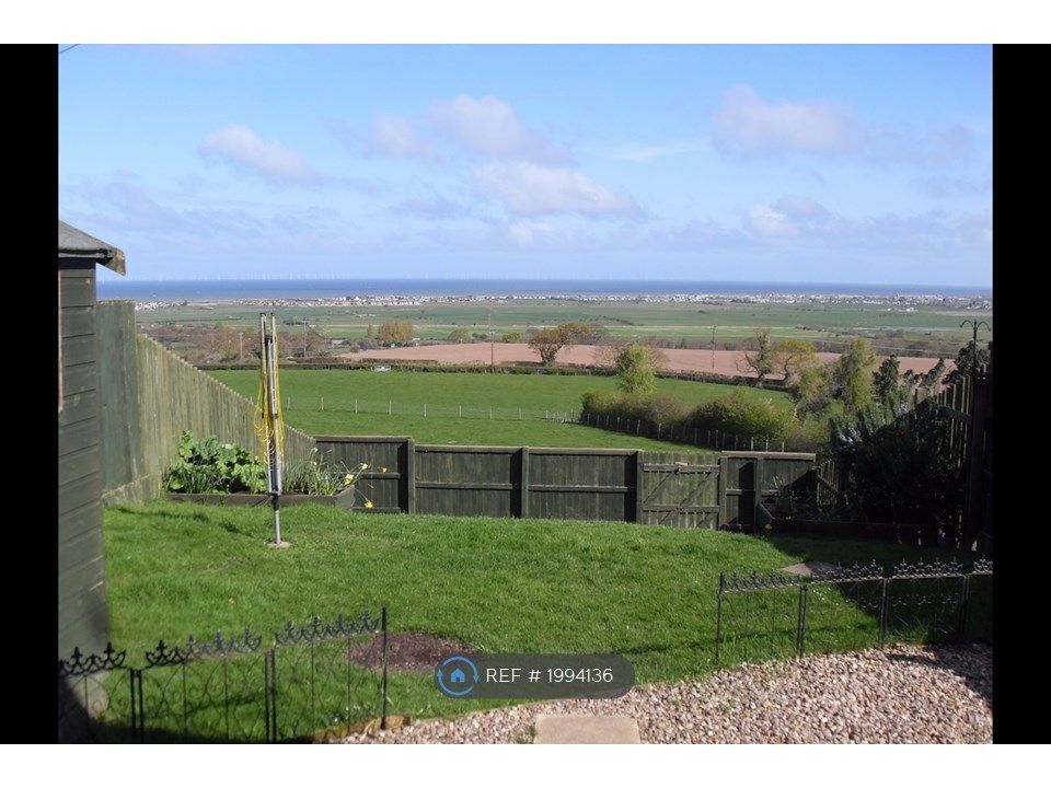 2 bed terraced house to rent in The Stables (2), St Abergele