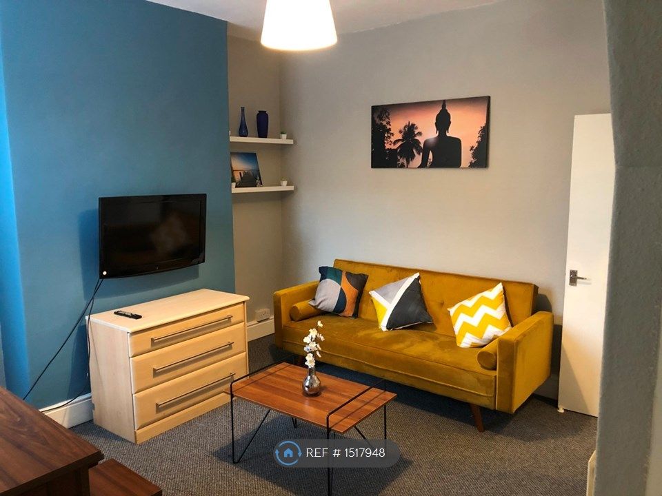 Room to rent in Exmouth Street, Hull HU5 Zoopla