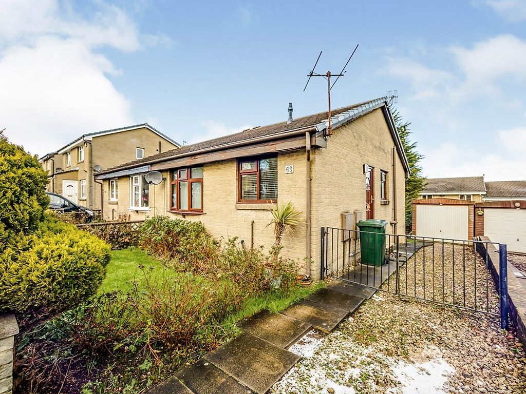 2 bed bungalow to rent in Ascot Parade, Bradford, West Yorkshire BD7