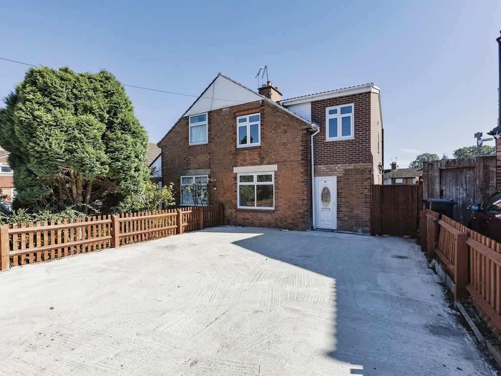 5 bed semidetached house for sale in Green Lane Close, Leicester LE5