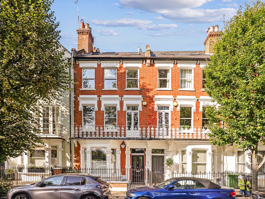3 bed for sale in Hurlingham Road, Parsons Green, Fulham