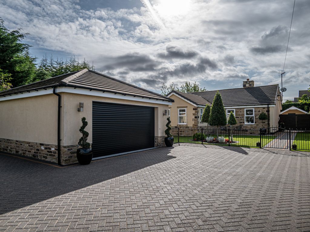 2 bed bungalow for sale in Shireoaks Common, Worksop S81, £469,000 Zoopla