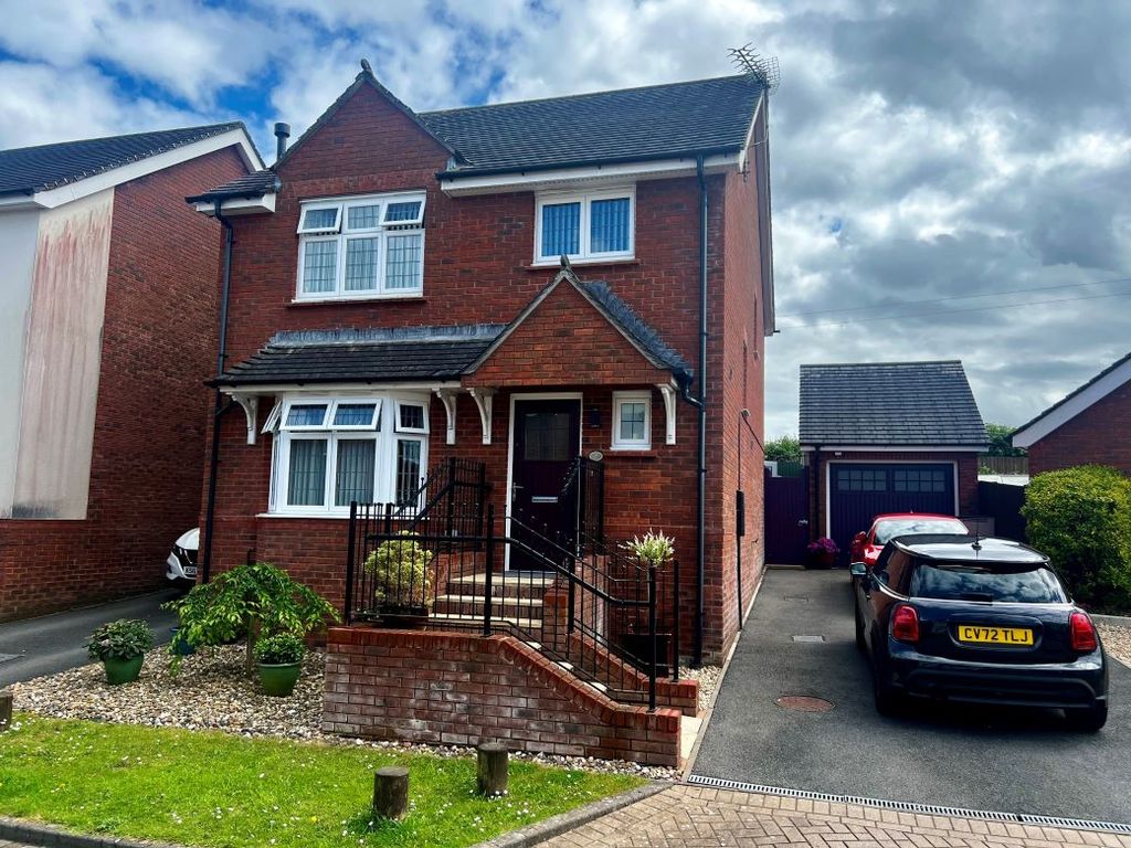 4 bed detached house for sale in Napier Road, Pontarddulais, Swansea