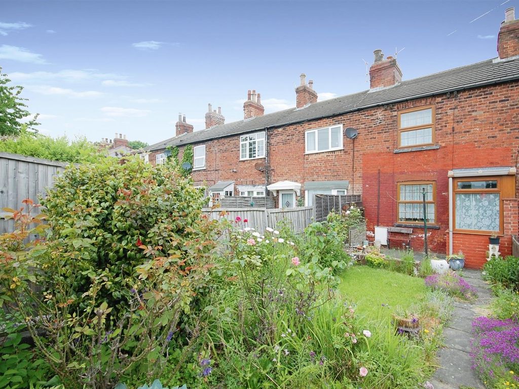 2 bed terraced house for sale in Middle Row Providence Place