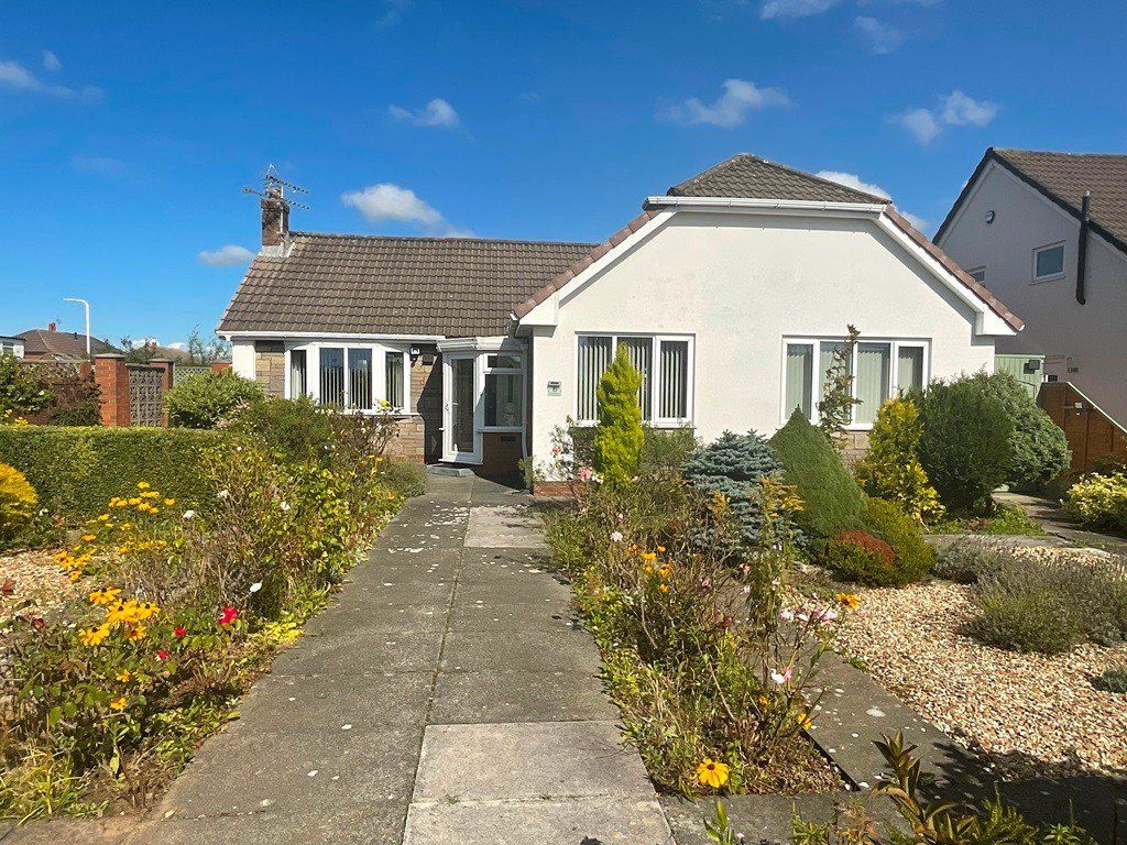 3 bed bungalow for sale in Glencoyne Drive, Marshside, Southport PR9, £