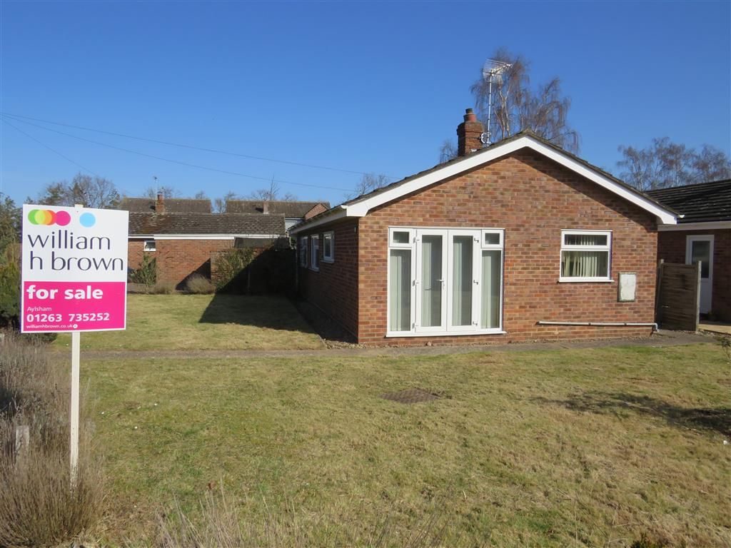 3 bed detached bungalow for sale in Partridge Road, Aylsham, Norwich