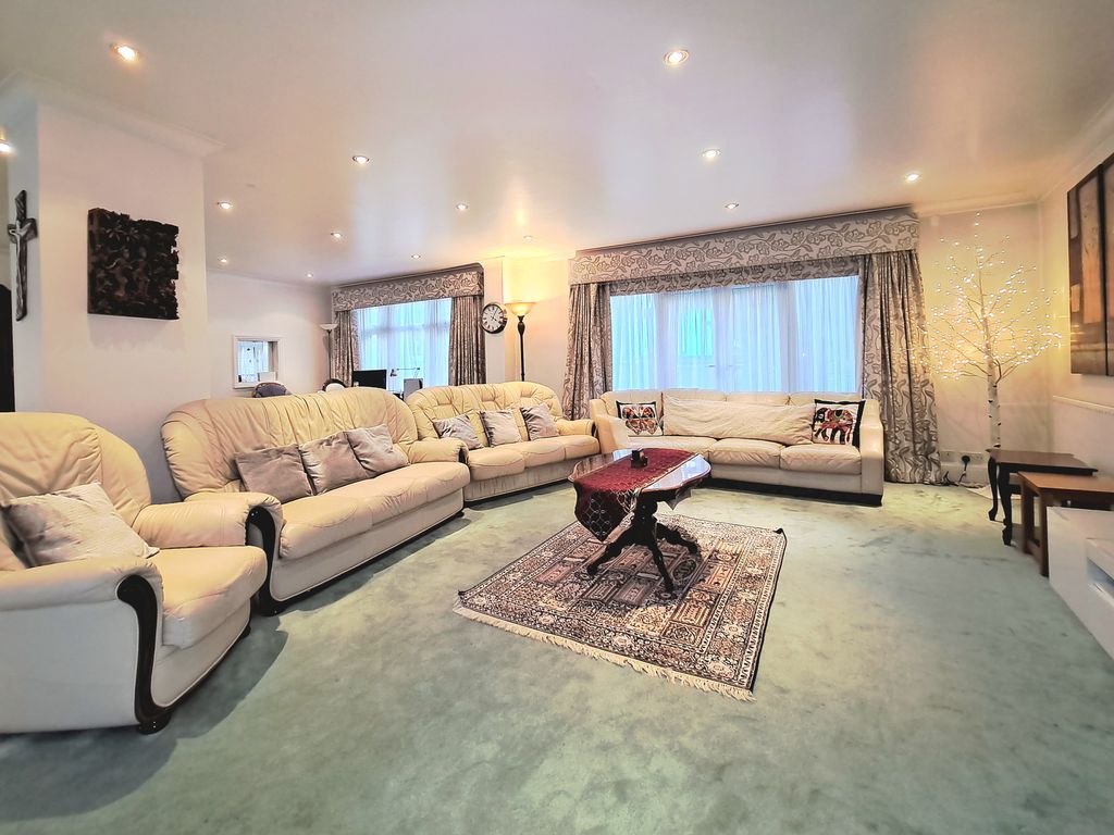 5 bed detached house for sale in Gordon Avenue, Stanmore HA7, £