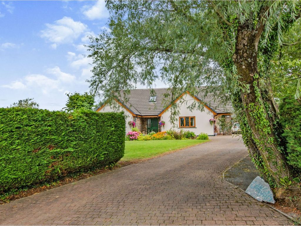5 bed detached house for sale in Green Meadow Close, Tenby SA70 Zoopla