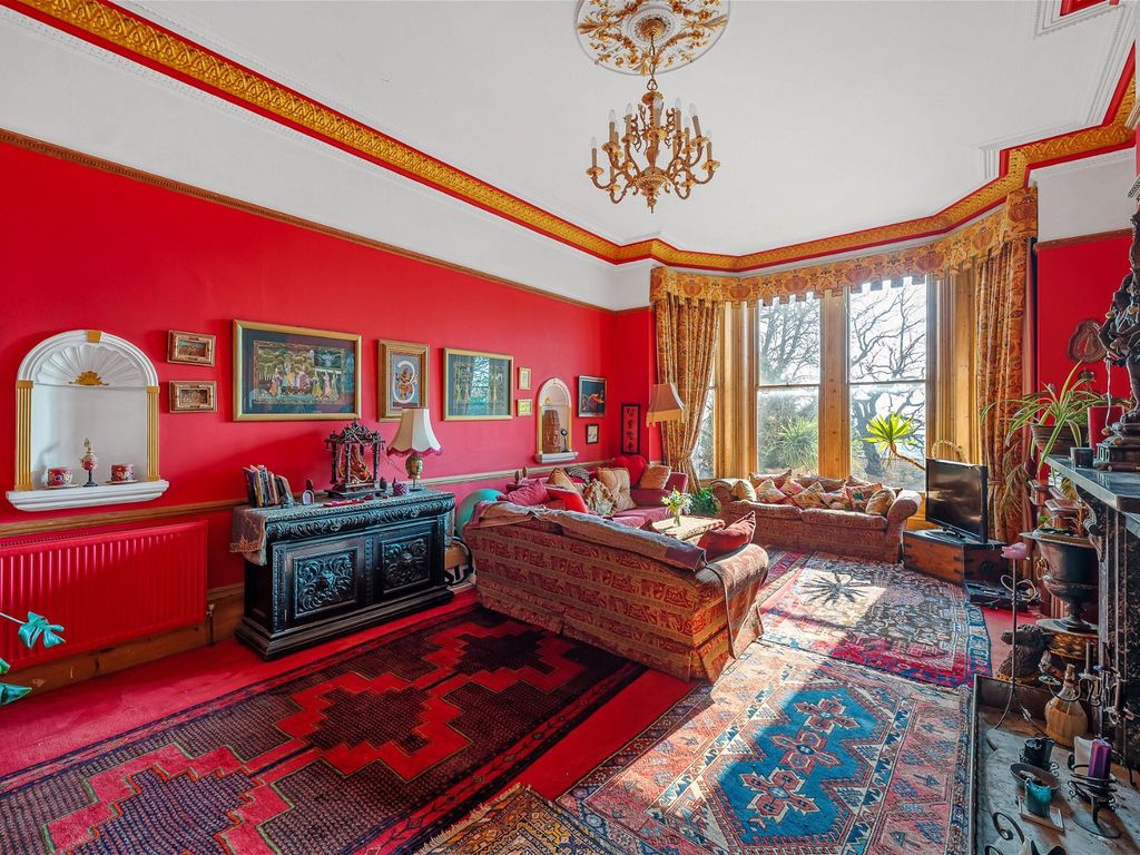 4 bed flat for sale in Ross Road, Upper Norwood SE25, £1,000,000 Zoopla