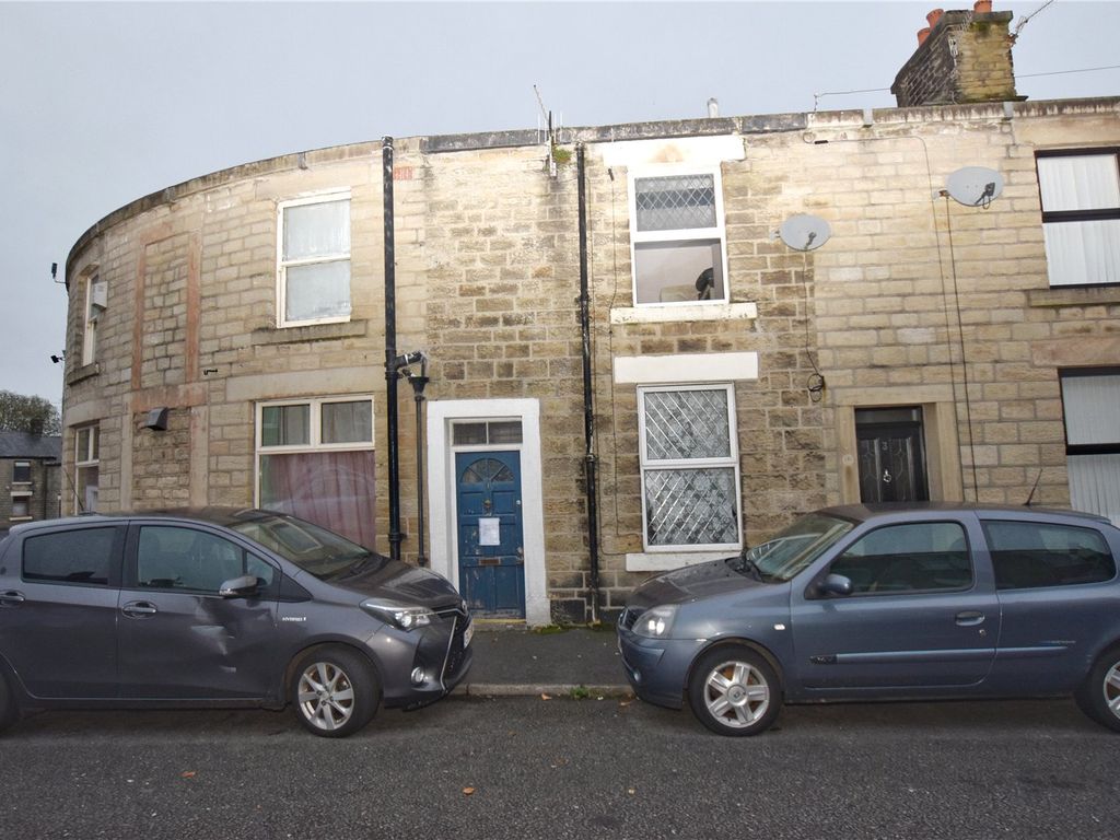 2 bed terraced house for sale in Jones Street, Hadfield, Glossop