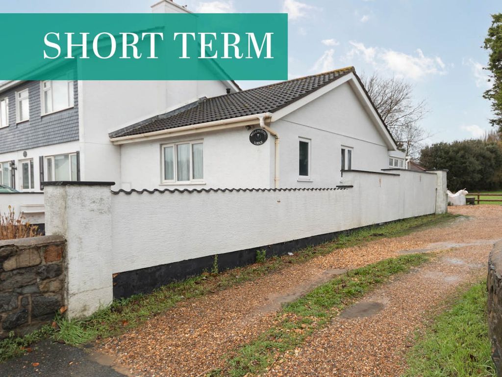 1 bed bungalow to rent in Camp Du Roi, Vale, Guernsey GY6, £1,650 pcm Zoopla