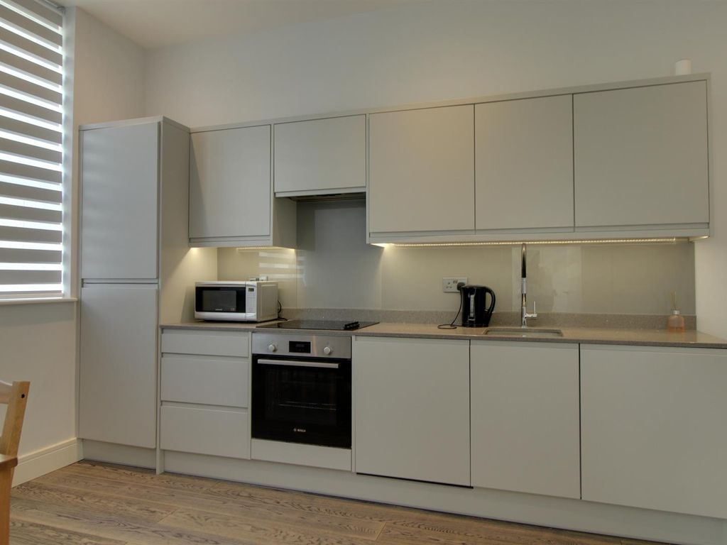 1 bed flat to rent in Stirling Way, Borehamwood WD6 Zoopla