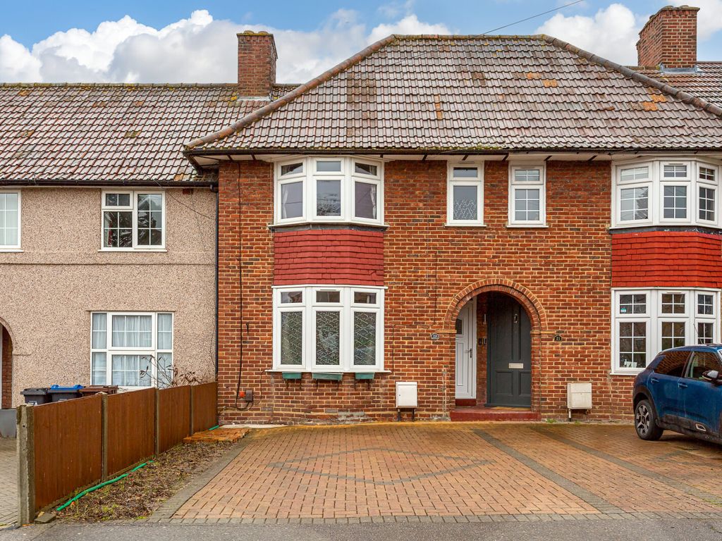 3 bed terraced house for sale in Furness Road, Morden SM4, £435,000