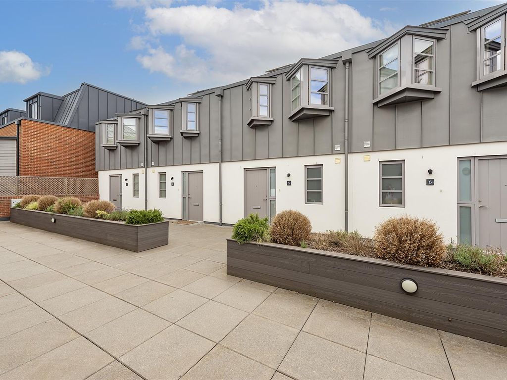 2 bed flat for sale in Hatfield Road, St. Albans AL1 Zoopla