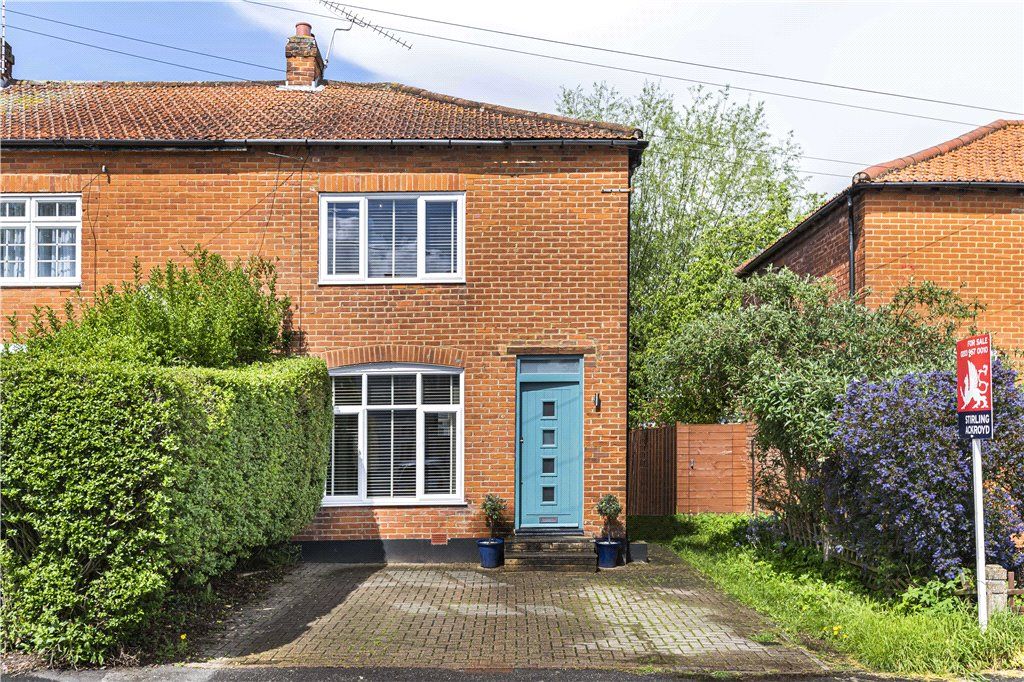 3 bed end terrace house for sale in Willson Road, Englefield Green