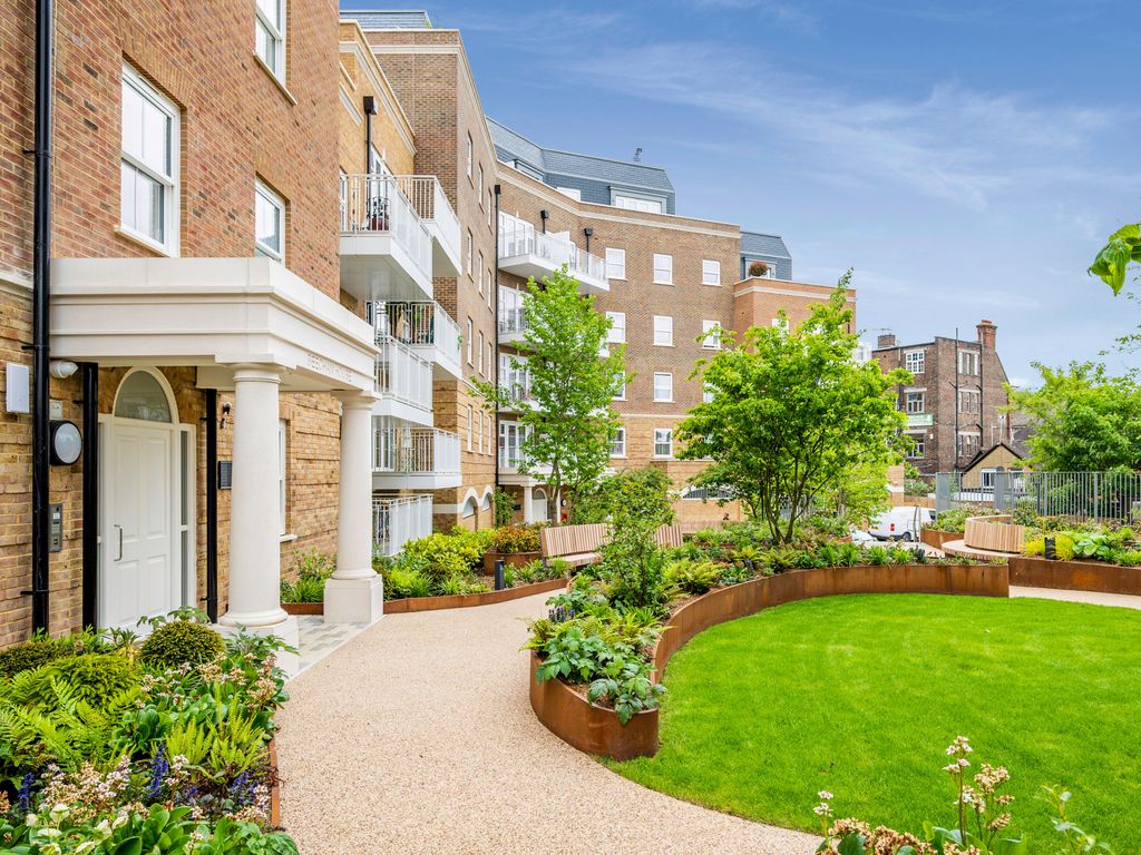 1 bed flat to rent in 2 Eden Place, Oxted RH8 Zoopla