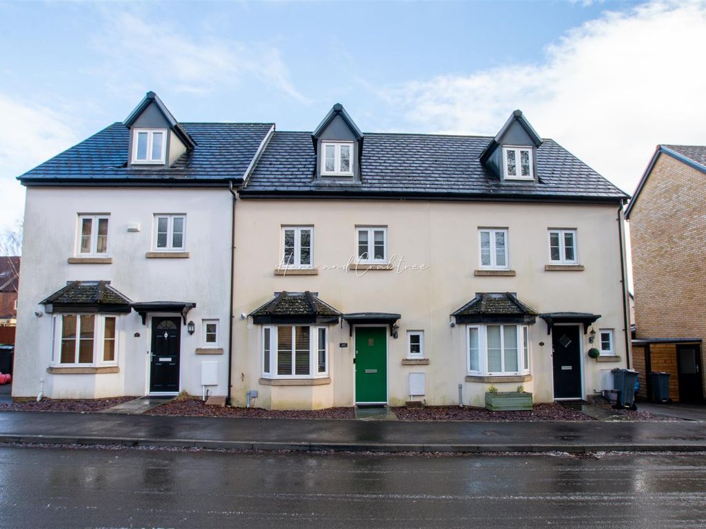 4 bed town house for sale in Whitworth Square, Whitchurch, Cardiff CF14