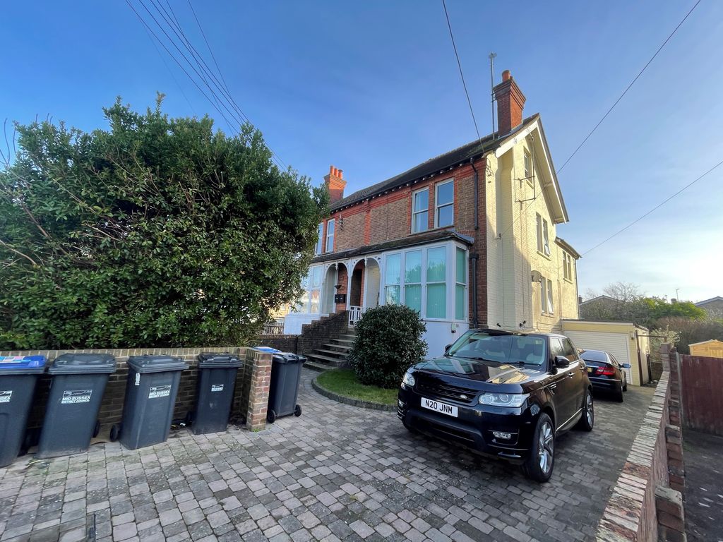 Property for sale in Mill Road, Burgess Hill RH15, £625,000 Zoopla