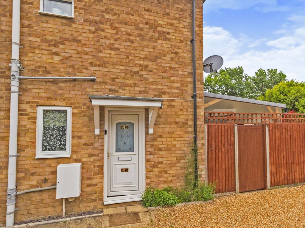 2 bed semidetached house for sale in Furnival Avenue, Slough SL2 Zoopla