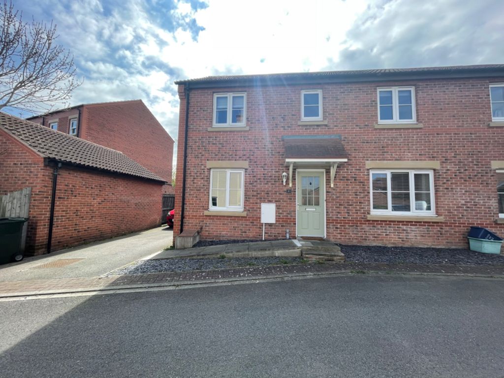 3 bed semidetached house for sale in Marl Close, Norton, Malton YO17
