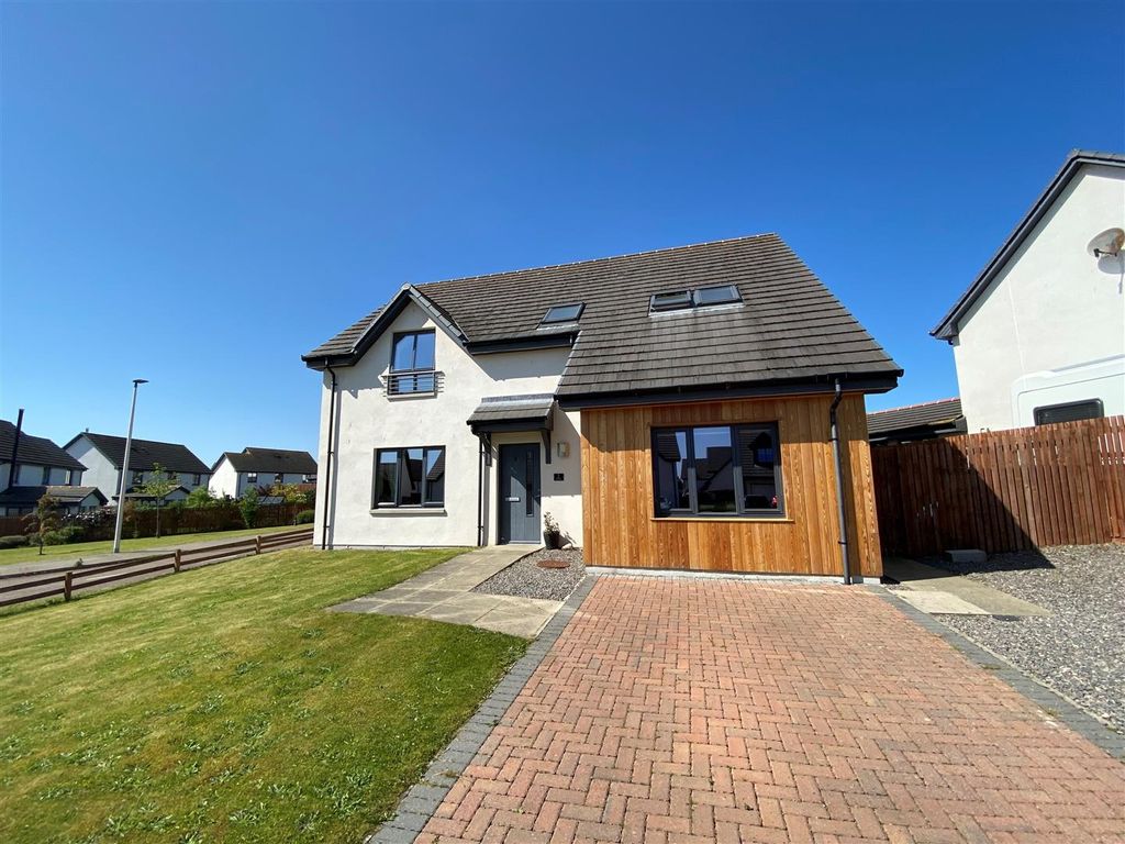 3 bed detached house for sale in Holyrood Drive, Elgin IV30 Zoopla